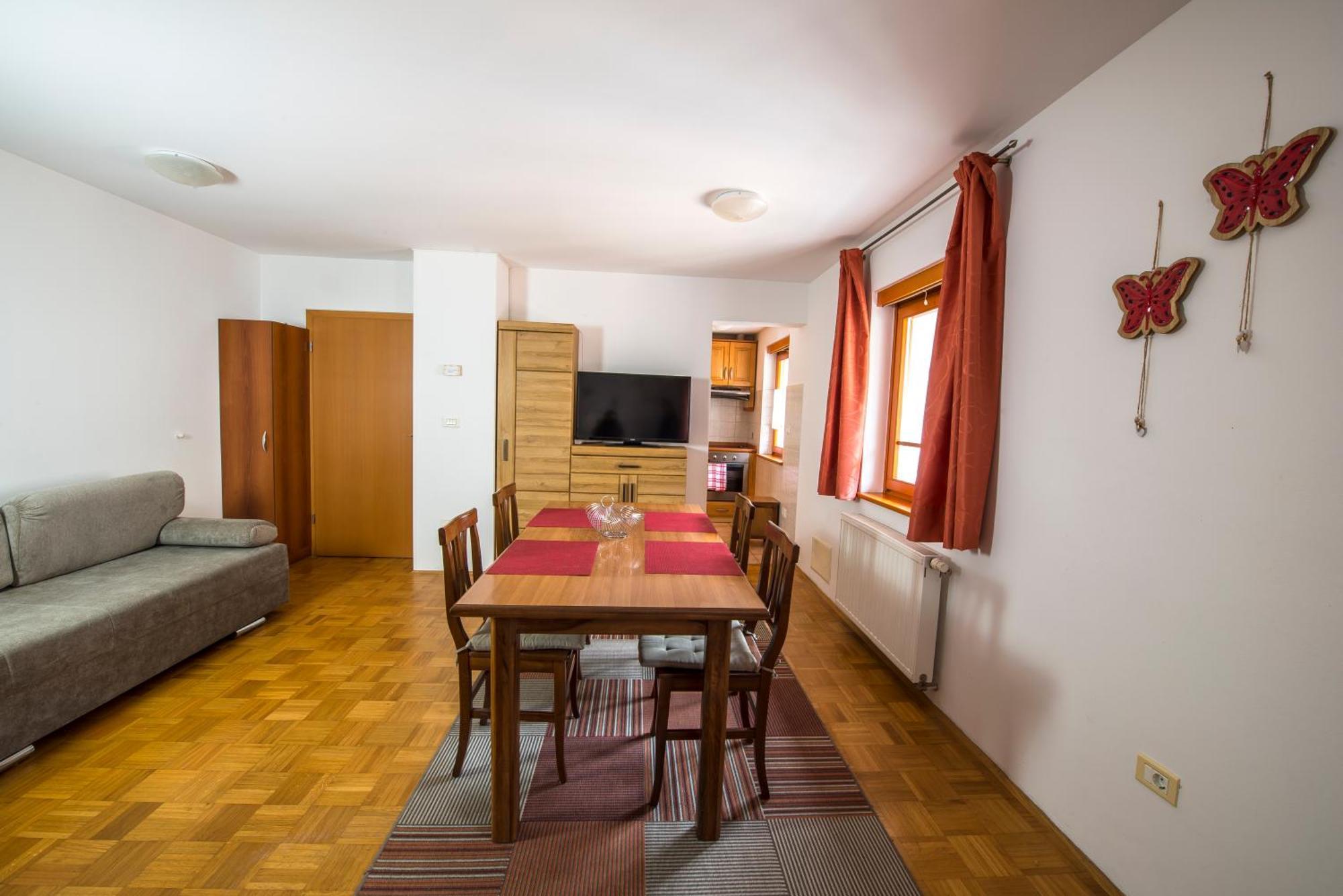 Apartments Rombon Klavdij With Free Onsite Parking Bovec Ngoại thất bức ảnh